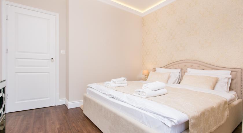 Executive 2-Bedroom Apartment クラクフ エクステリア 写真