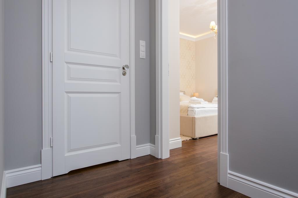 Executive 2-Bedroom Apartment クラクフ エクステリア 写真