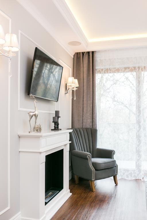 Executive 2-Bedroom Apartment クラクフ エクステリア 写真